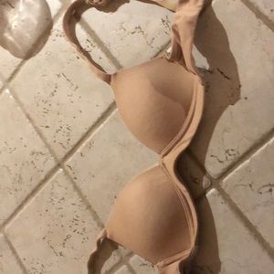 30-32 A bra